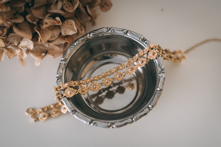 vintage choker in silver and freshwater pearls